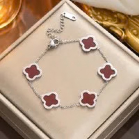 Chelsea Rose Collections Jewelry - Clover Style Bracelet - Silver - Wine Red